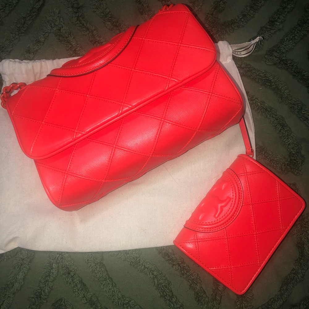 Tory Burch Small Fleming Soft convertible shoulder bag & bi-fold wallet